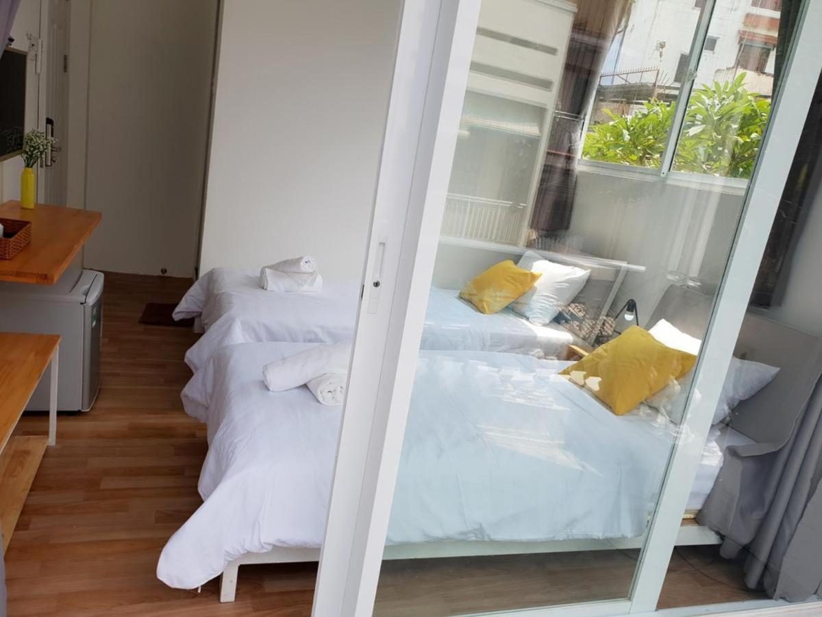 Yelo Hostel & Cafe Ho Chi Minh Zewnętrze zdjęcie